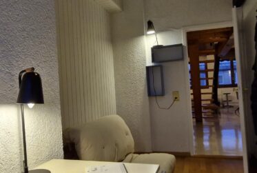 4 Rooms Appartement, Attique