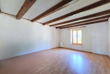 7 Rooms House