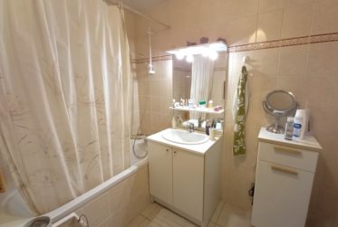4 Rooms House