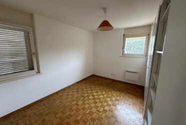 7 Rooms House