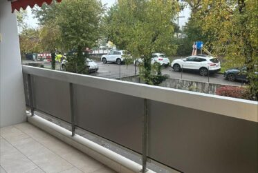 Through apartment