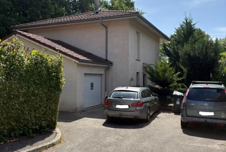 5 Rooms House