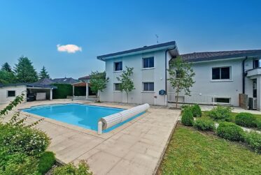 9 Rooms House