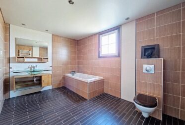 7 Rooms House
