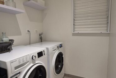 Furnished 3-bedroom apartment with balcony for rent in Plan-les-Ouates, Geneva
