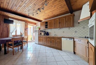 7 Rooms House