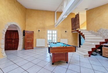 7 Rooms House