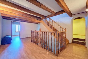 7 Rooms House