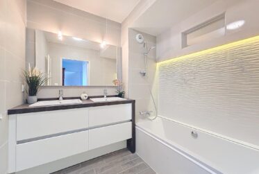 6 Rooms Flat, Penthouse