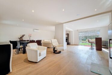 9 Rooms House