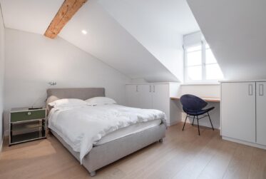 Tres bel appartement de 4 pièces meublé (haut de gamme)
