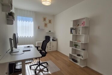 Furnished 3-bedroom apartment with balcony for rent in Plan-les-Ouates, Geneva