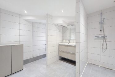 6 Rooms House, Terraced house