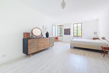7 Rooms House