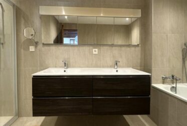 Character apartment with a private 300 sqm garden for rent