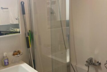 Très joli appartement de 4 pièces sis aux eaux vives