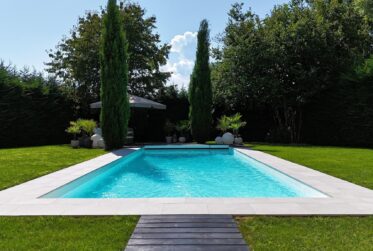 8-Room Villa with Pool