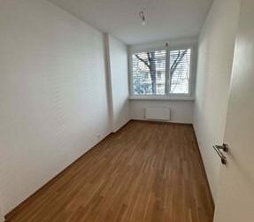 77 sqm, 5-room apartment for rent on Rue Marignac, Geneva - Lease takeover