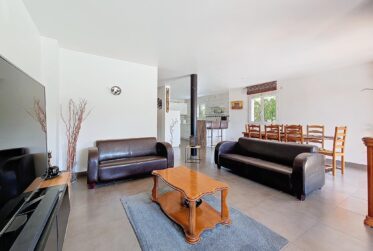 6 Rooms House, Terraced house