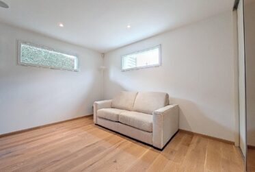 9 Rooms House