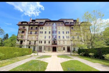 5 Rooms Flat, Duplex