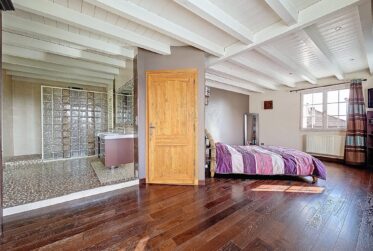 7 Rooms House